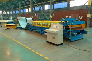 Máquina Formadora de Rolos de Telha