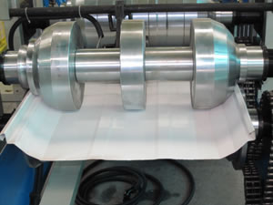 Máquina Formadora de Rolos de Batente ao Teto