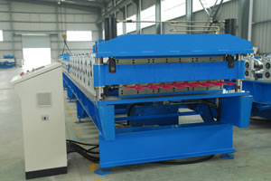 Máquina Formadora de Rolos de Camada Dupla