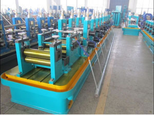 Linha formadora de tubo soldado RF90