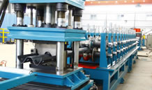 Máquina Formadora de Rolos de Guardrail